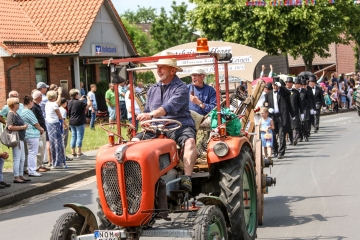 Festumzug - 125 Jahre Feuerwehr Schoningen Festumzug - 125 Jahre Feuerwehr Schoningen