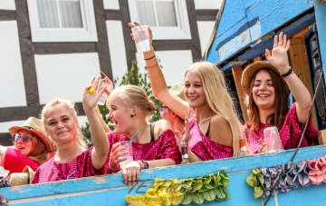 Festumzug - 125 Jahre Feuerwehr Schoningen