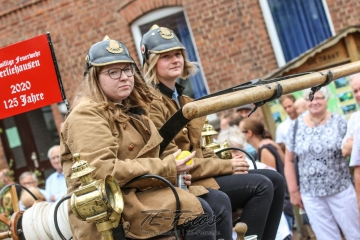 Festumzug - 125 Jahre Feuerwehr Schoningen