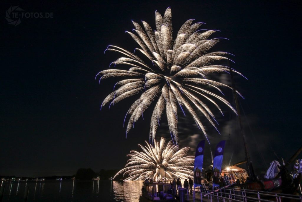 Feuerwerk beim Tegeler Hafenfest